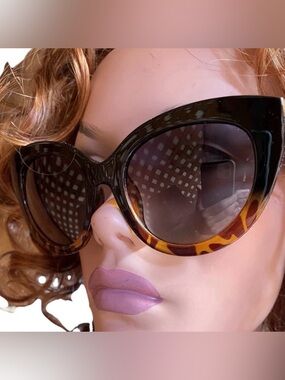 THOMAS JAMES for PERVERSE NWT DAHLIA POLARIZED Oversized CATEYE SUNGLASSES